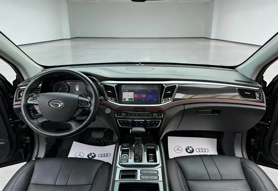 2017 GAC Trumpchi GS8 2.0T 201HP L4 6AT,autocango,china used car exporter,china ev exporter,chinese used car exporter,chinese used ev exporter