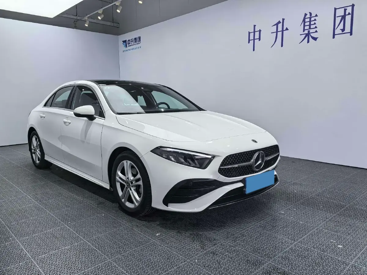 2023 Mercedes-Benz A Class 1.3T 136HP L4 7DCT
