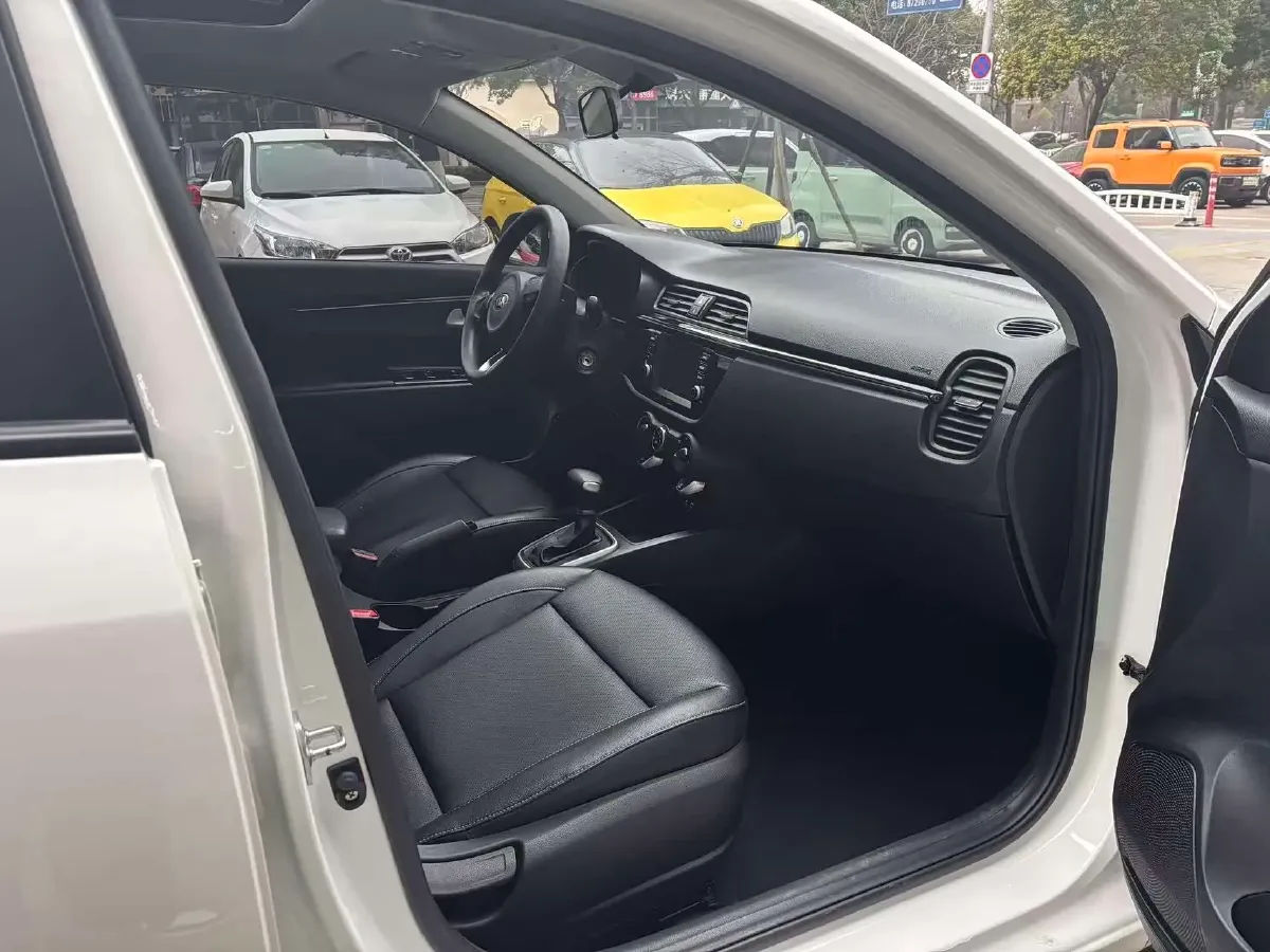 2017 Kia K2 1.4L 100HP L4 6AT,autocango,china used car exporter,china ev exporter,chinese used car exporter,chinese used ev exporter