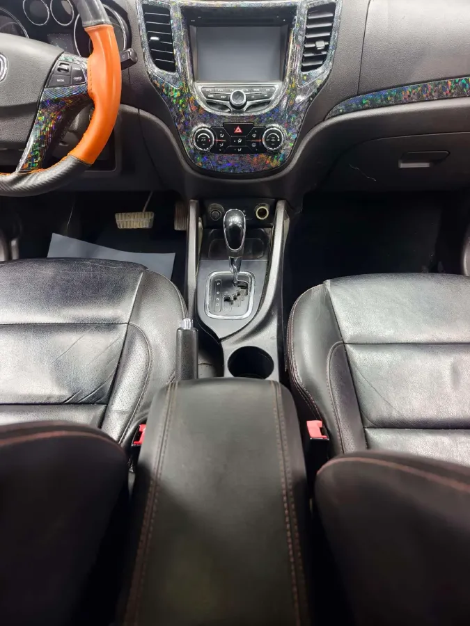 2014 ChangAn CS35 1.6L 125HP L4 4AT,autocango,china used car exporter,china ev exporter,chinese used car exporter,chinese used ev exporter