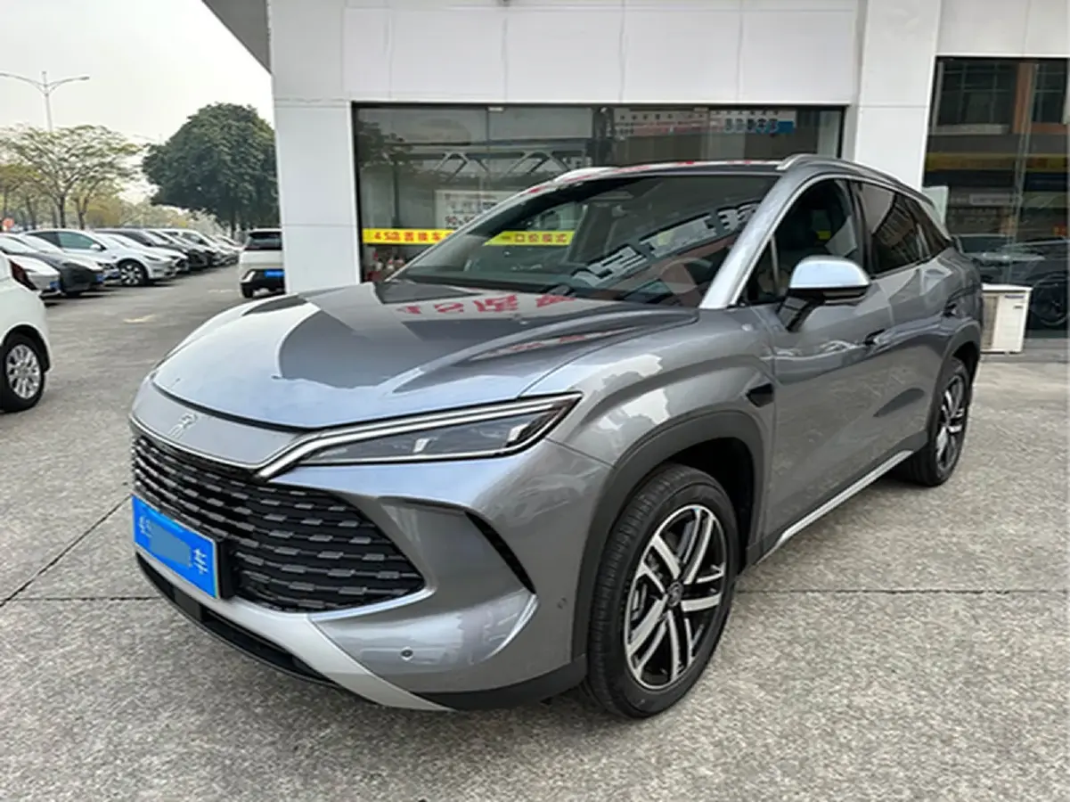 2025 BYD SongL DM-i 1.5L 101HP L4 E-CVT PHEV 18.3KWH