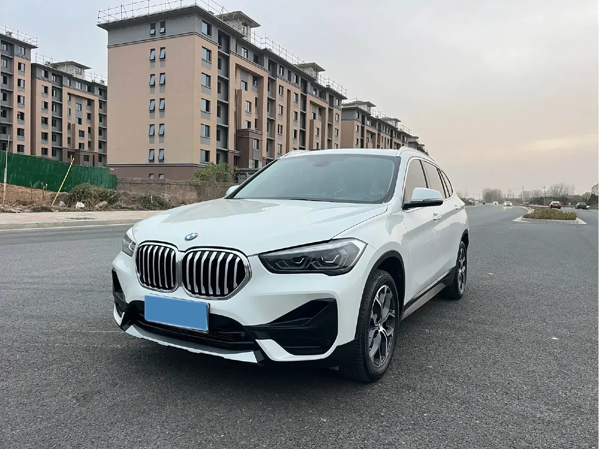 2022 BMW X1 2.0T 192HP L4 7DCT