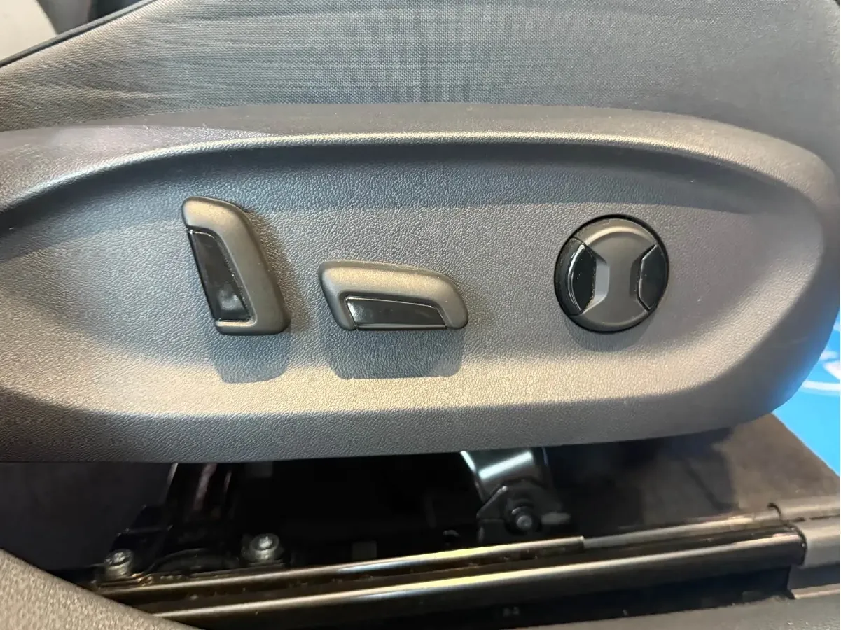 2024 Volkswagen ID.7 Vizzion BEV 84.8KWH,autocango,china used car exporter,china ev exporter,chinese used car exporter,chinese used ev exporter