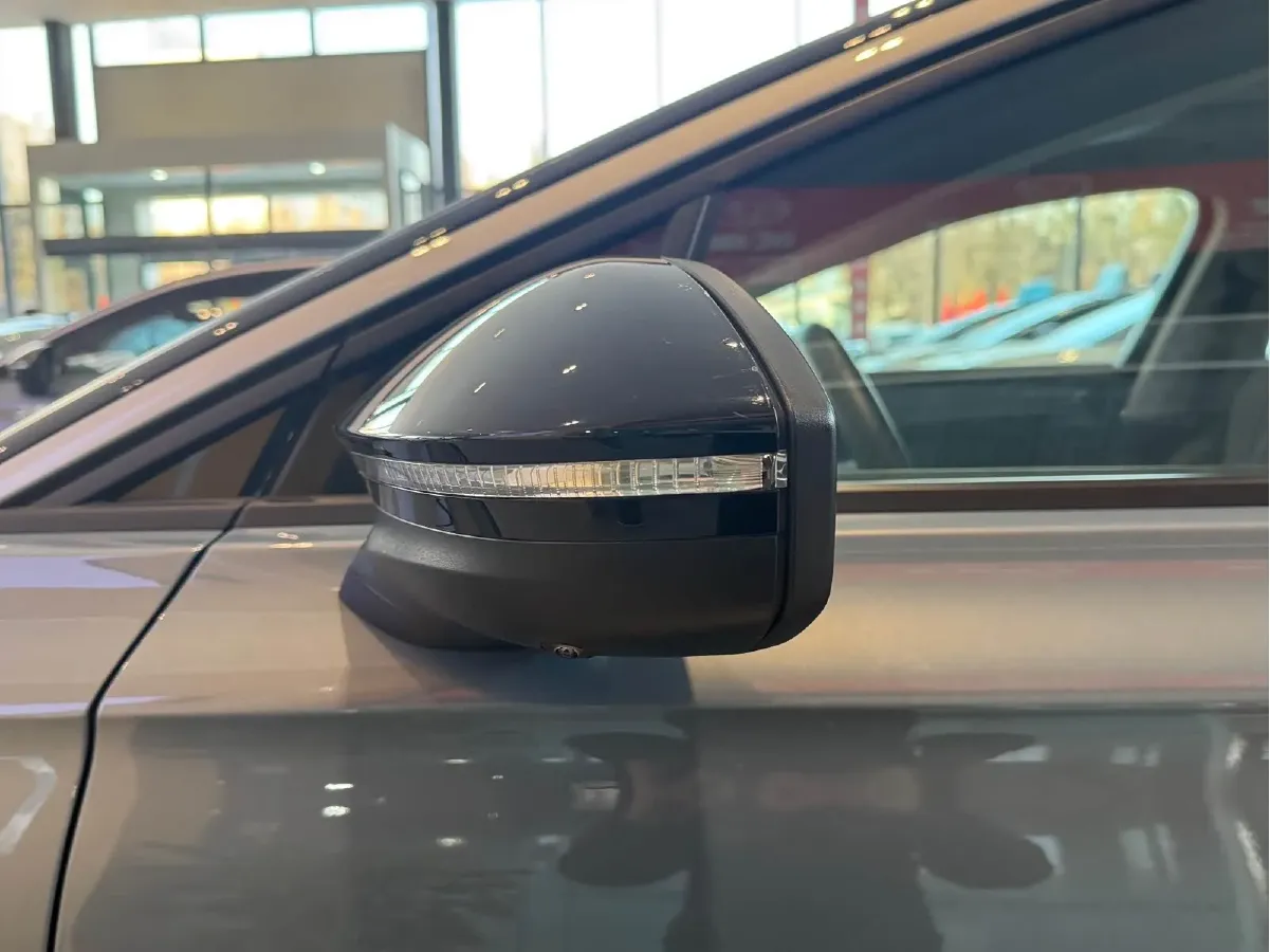 2024 Volkswagen ID.7 Vizzion BEV 84.8KWH,autocango,china used car exporter,china ev exporter,chinese used car exporter,chinese used ev exporter