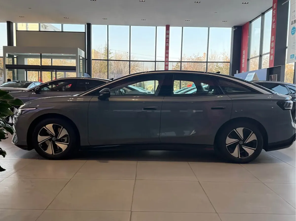 2024 Volkswagen ID.7 Vizzion BEV 84.8KWH,autocango,china used car exporter,china ev exporter,chinese used car exporter,chinese used ev exporter