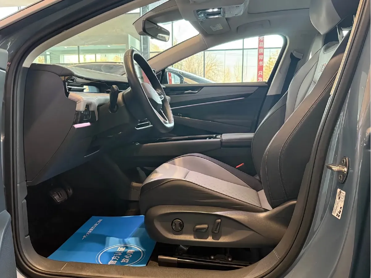 2024 Volkswagen ID.7 Vizzion BEV 84.8KWH,autocango,china used car exporter,china ev exporter,chinese used car exporter,chinese used ev exporter