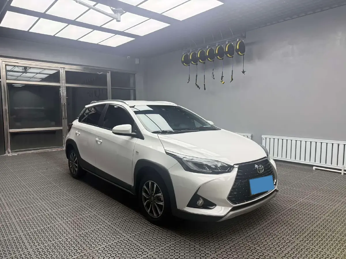 2022 Toyota Yaris L 1.5L 112HP L4 CVT