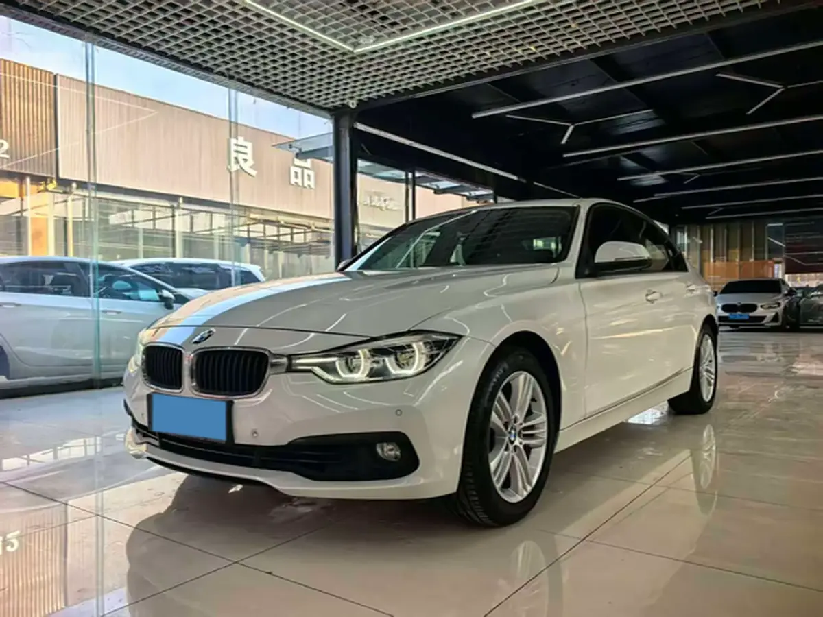 2017 BMW 3 Series 1.5T 136HP L3 8AT