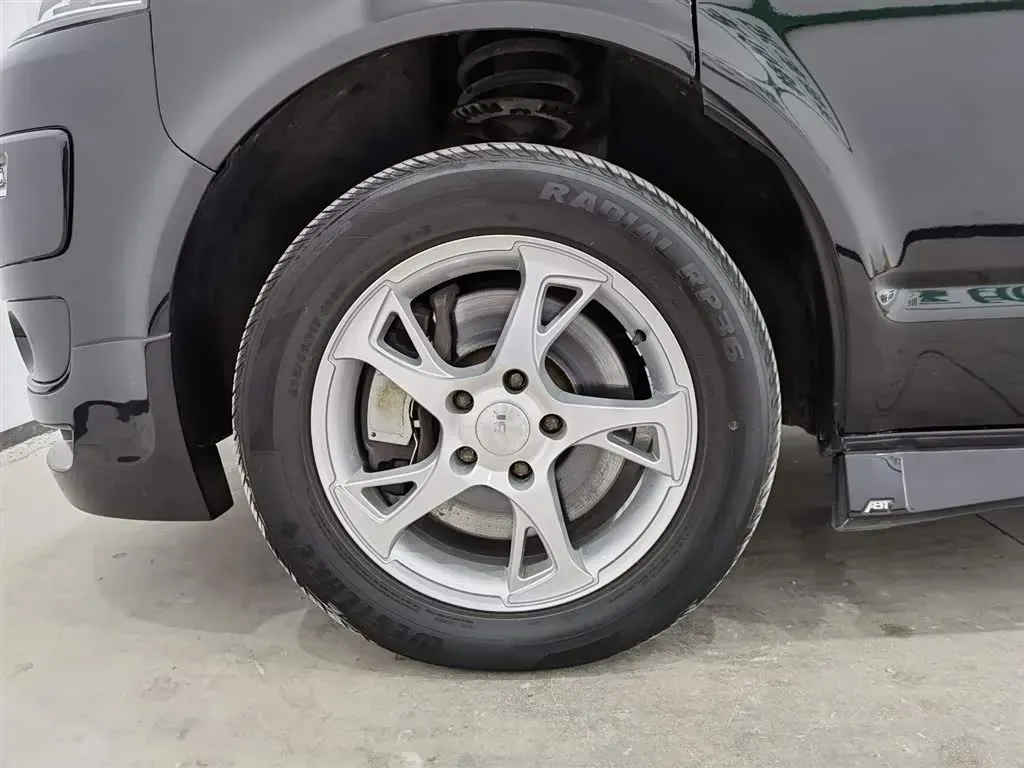 2015 Volkswagen Caravelle 2.0T 204HP L4 7DCT,autocango,china used car exporter,china ev exporter,chinese used car exporter,chinese used ev exporter