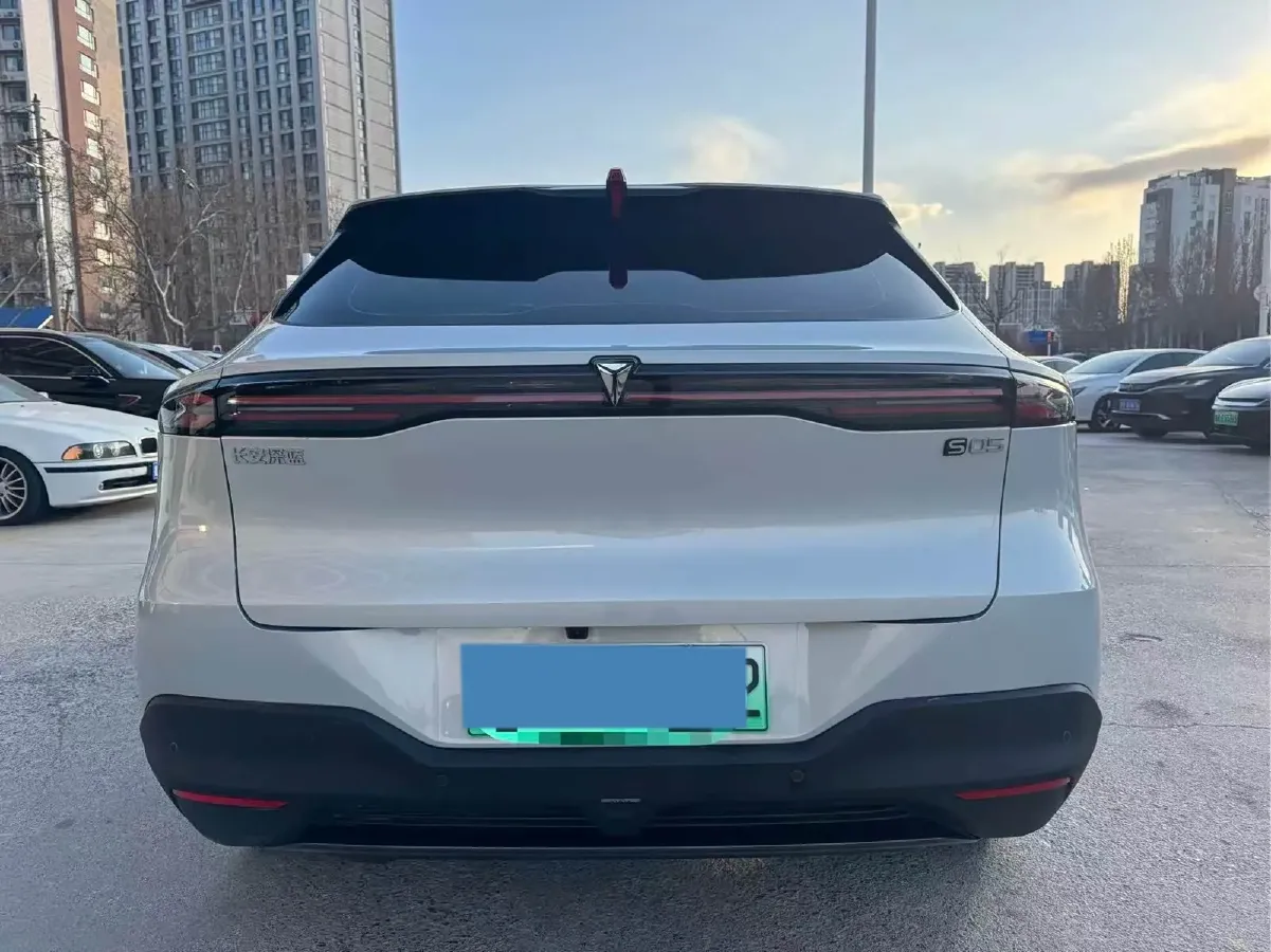 2024 Deepal S05 1.5L 98HP L4 REEV 27.28KWH,autocango,china used car exporter,china ev exporter,chinese used car exporter,chinese used ev exporter