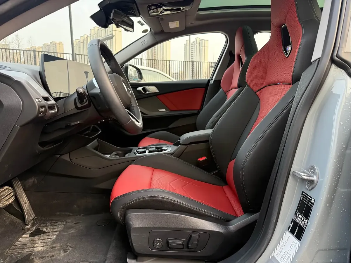 2025 BMW 2 Series 2.0T 204HP L4 7DCT,autocango,china used car exporter,china ev exporter,chinese used car exporter,chinese used ev exporter