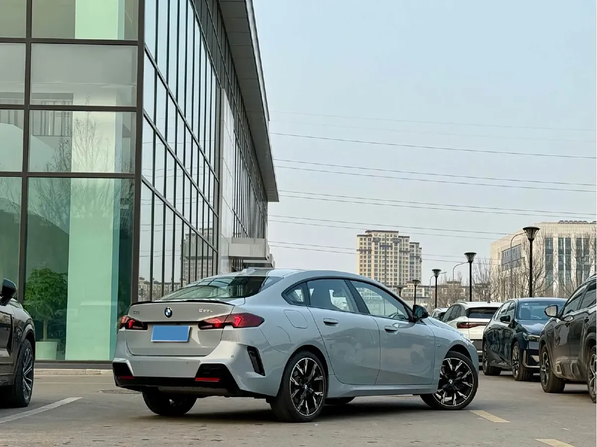 2025 BMW 2 Series 2.0T 204HP L4 7DCT,autocango,china used car exporter,china ev exporter,chinese used car exporter,chinese used ev exporter