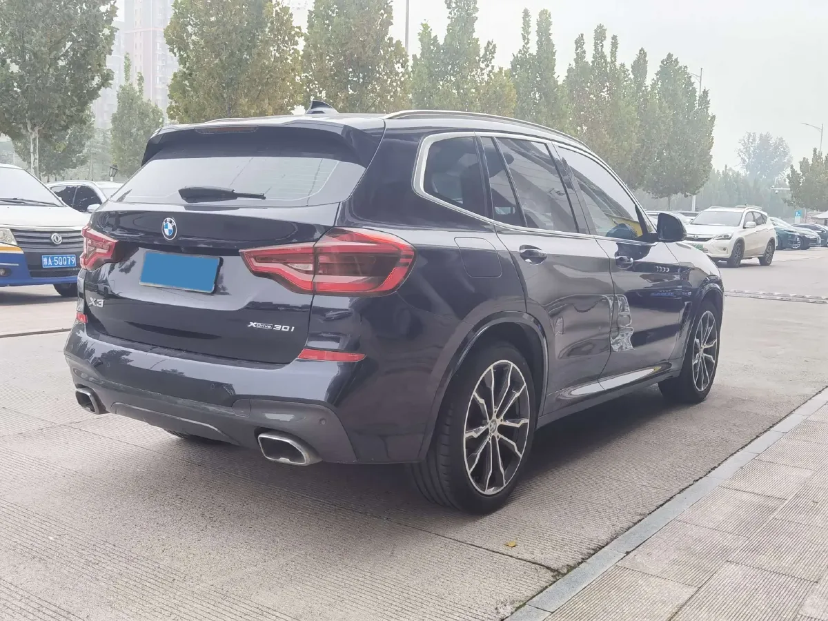 2021 BMW X3 2.0T 252HP L4 8AT,autocango,china used car exporter,china ev exporter,chinese used car exporter,chinese used ev exporter