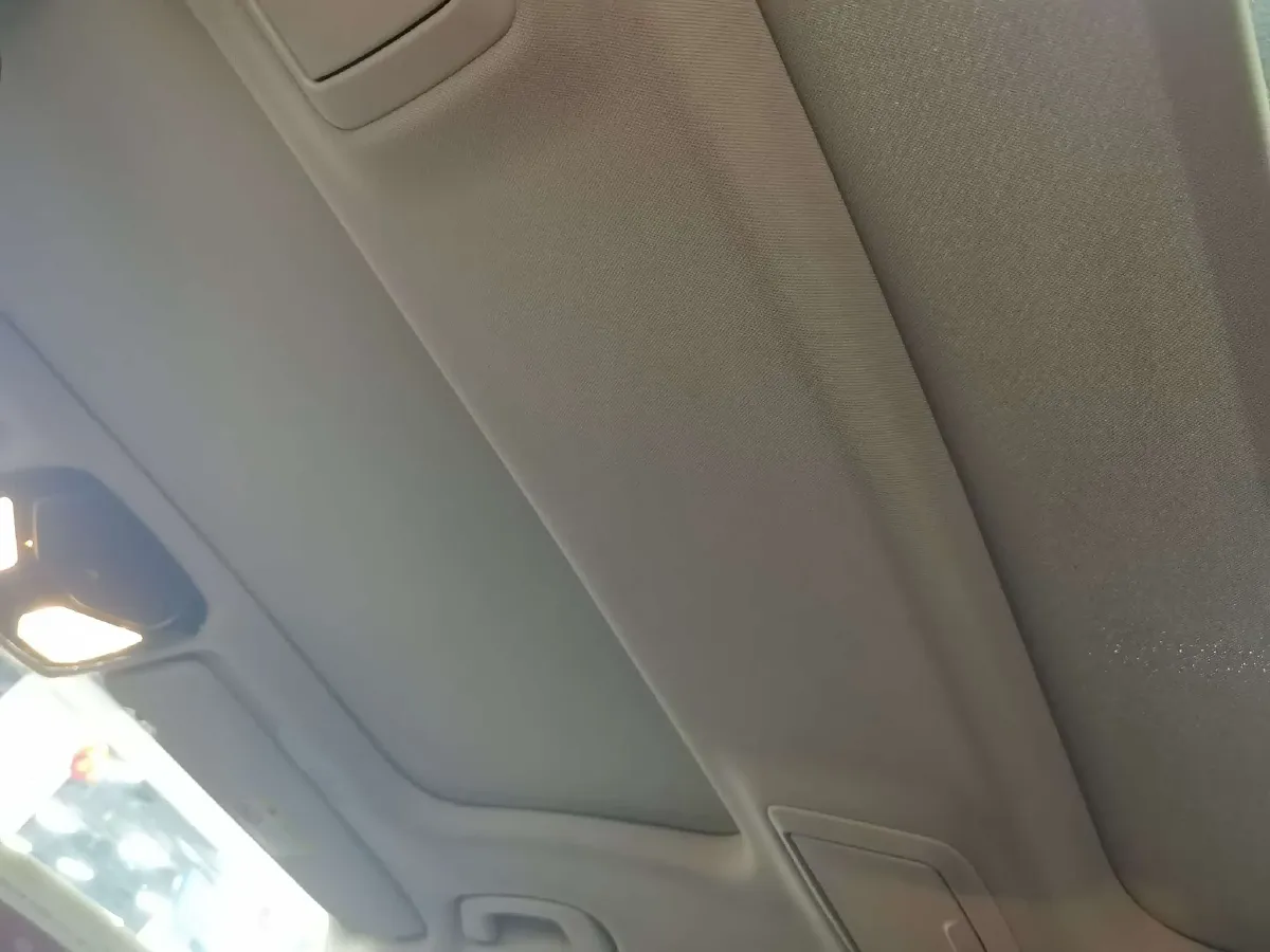 2023 BMW 5 Series 2.0T 245HP L4 8AT,autocango,china used car exporter,china ev exporter,chinese used car exporter,chinese used ev exporter