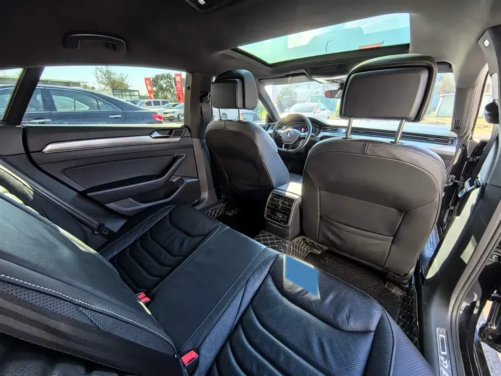 2020 Volkswagen CC 2.0T 186HP L4 7DCT,autocango,china used car exporter,china ev exporter,chinese used car exporter,chinese used ev exporter