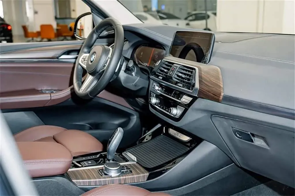 2020 BMW X3 2.0T 224HP L4 8AT,autocango,china used car exporter,china ev exporter,chinese used car exporter,chinese used ev exporter