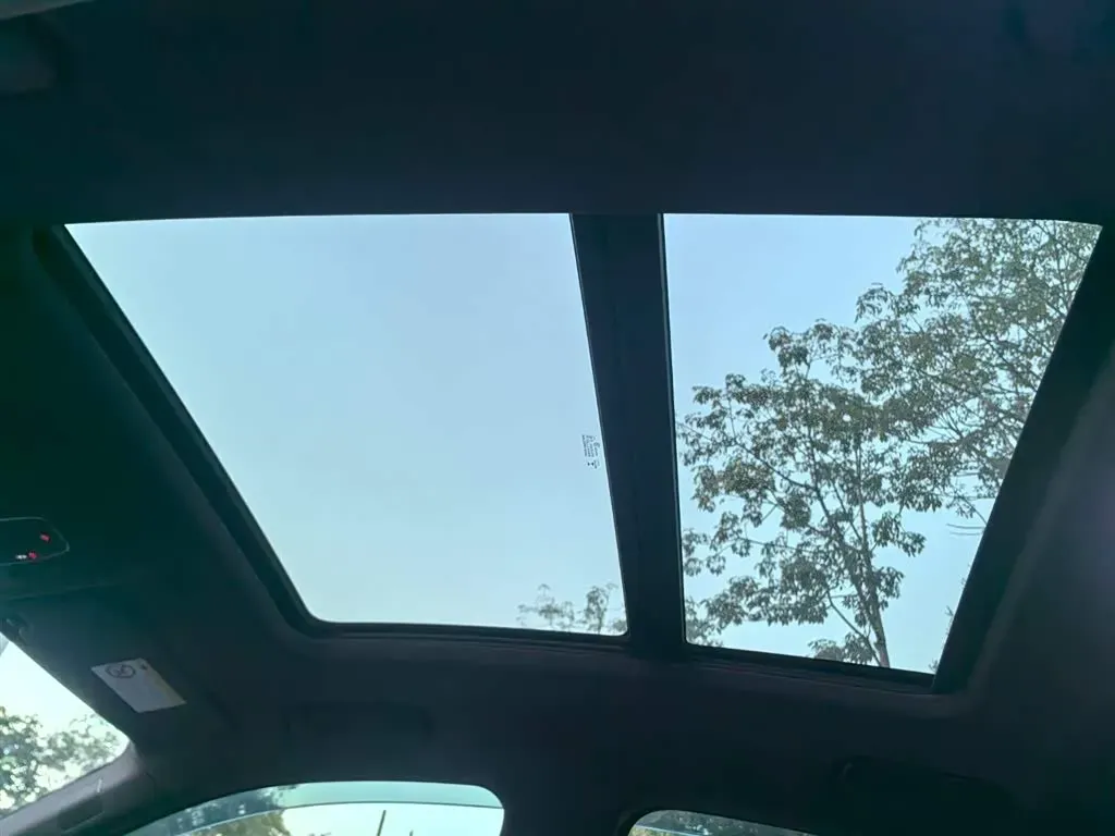 2022 Audi Q5L Sportback 2.0T 252HP L4 7DCT,autocango,china used car exporter,china ev exporter,chinese used car exporter,chinese used ev exporter