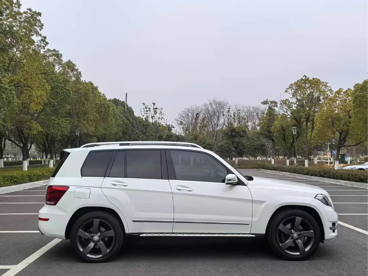 2013 Mercedes-Benz GLK Class 3.0L 245HP V6 7AT,autocango,china used car exporter,china ev exporter,chinese used car exporter,chinese used ev exporter