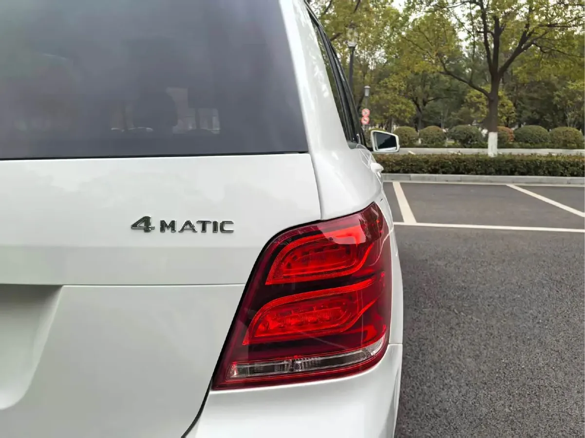 2013 Mercedes-Benz GLK Class 3.0L 245HP V6 7AT,autocango,china used car exporter,china ev exporter,chinese used car exporter,chinese used ev exporter