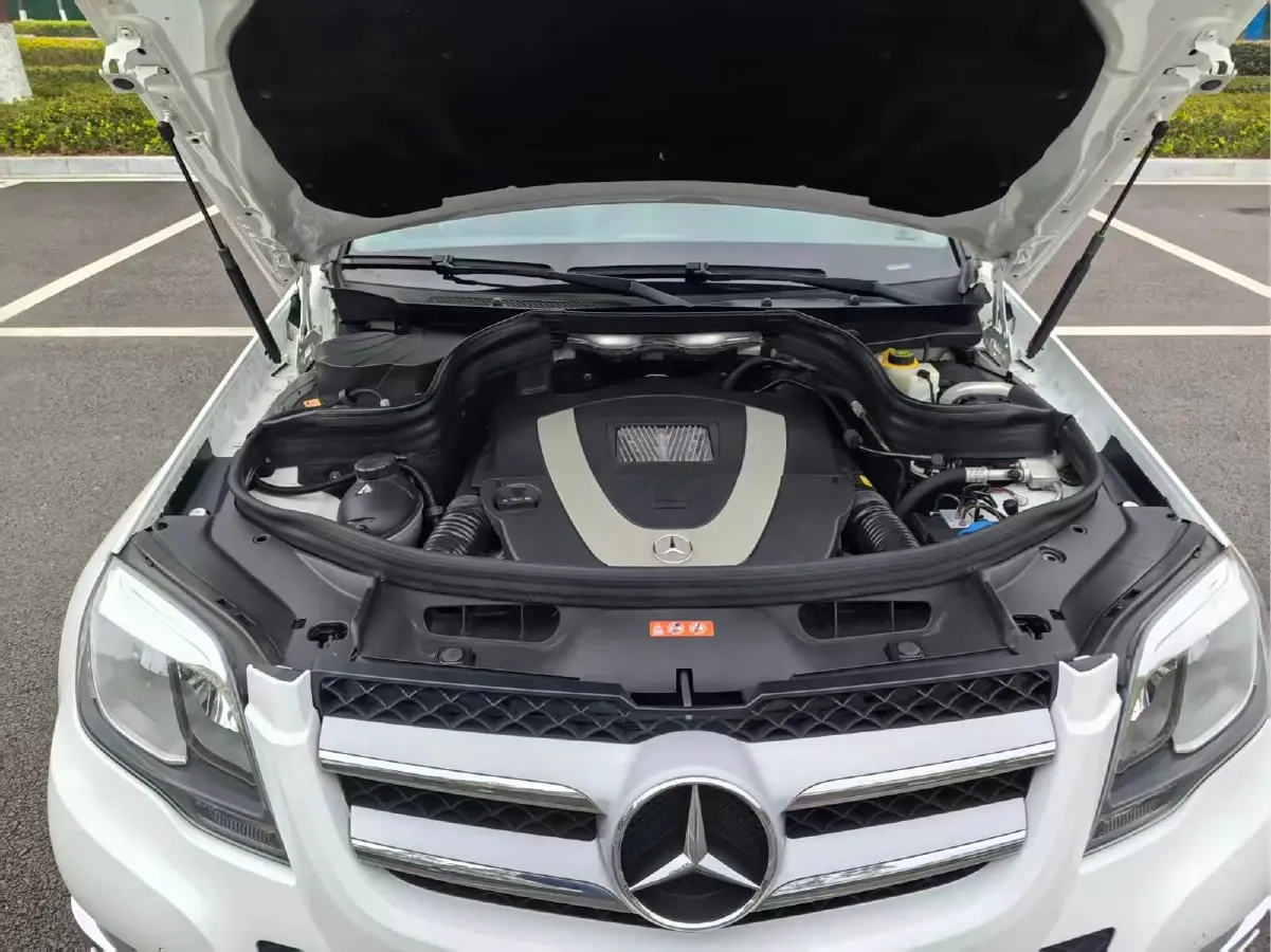 2013 Mercedes-Benz GLK Class 3.0L 245HP V6 7AT,autocango,china used car exporter,china ev exporter,chinese used car exporter,chinese used ev exporter
