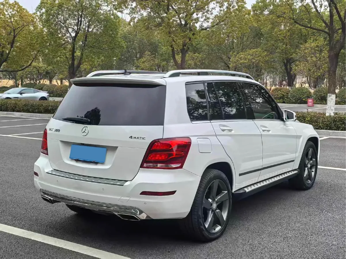2013 Mercedes-Benz GLK Class 3.0L 245HP V6 7AT,autocango,china used car exporter,china ev exporter,chinese used car exporter,chinese used ev exporter
