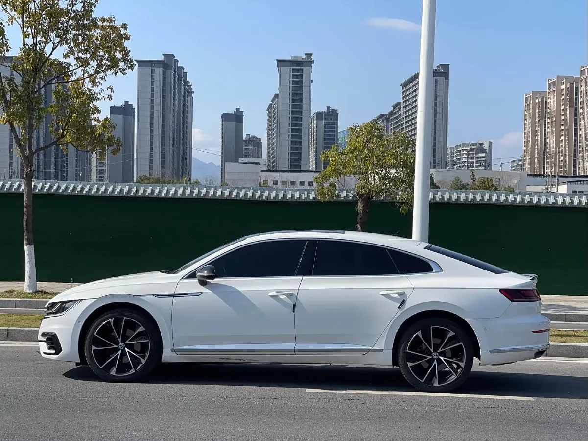 2020 Volkswagen CC 2.0T 186HP L4 7DCT,autocango,china used car exporter,china ev exporter,chinese used car exporter,chinese used ev exporter