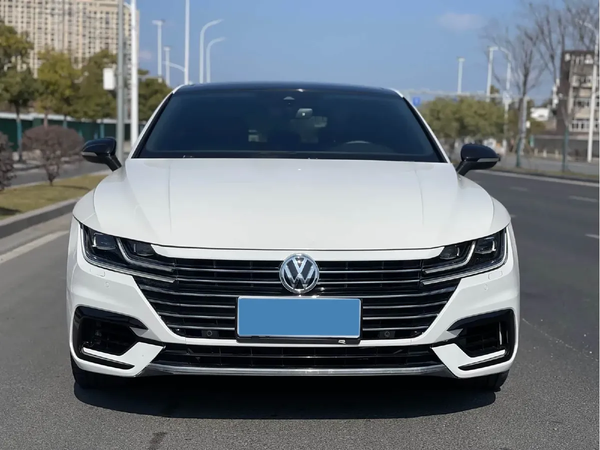 2020 Volkswagen CC 2.0T 186HP L4 7DCT,autocango,china used car exporter,china ev exporter,chinese used car exporter,chinese used ev exporter