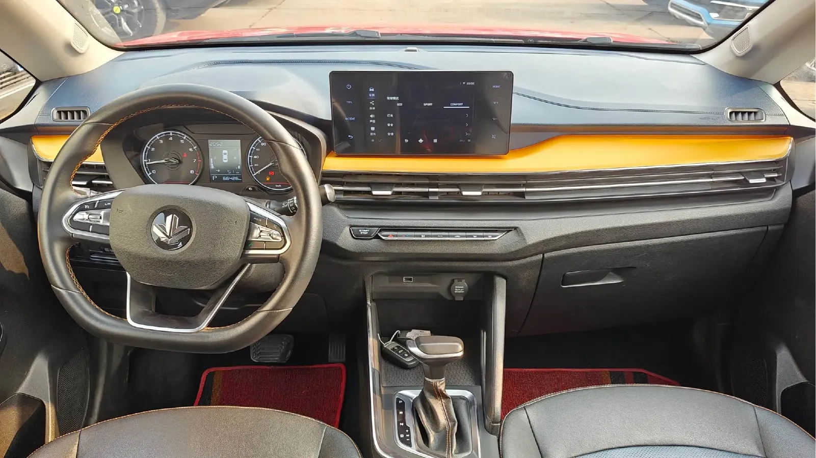 2022 Livan X3 PRO 1.5L 113HP L4 CVT,autocango,china used car exporter,china ev exporter,chinese used car exporter,chinese used ev exporter