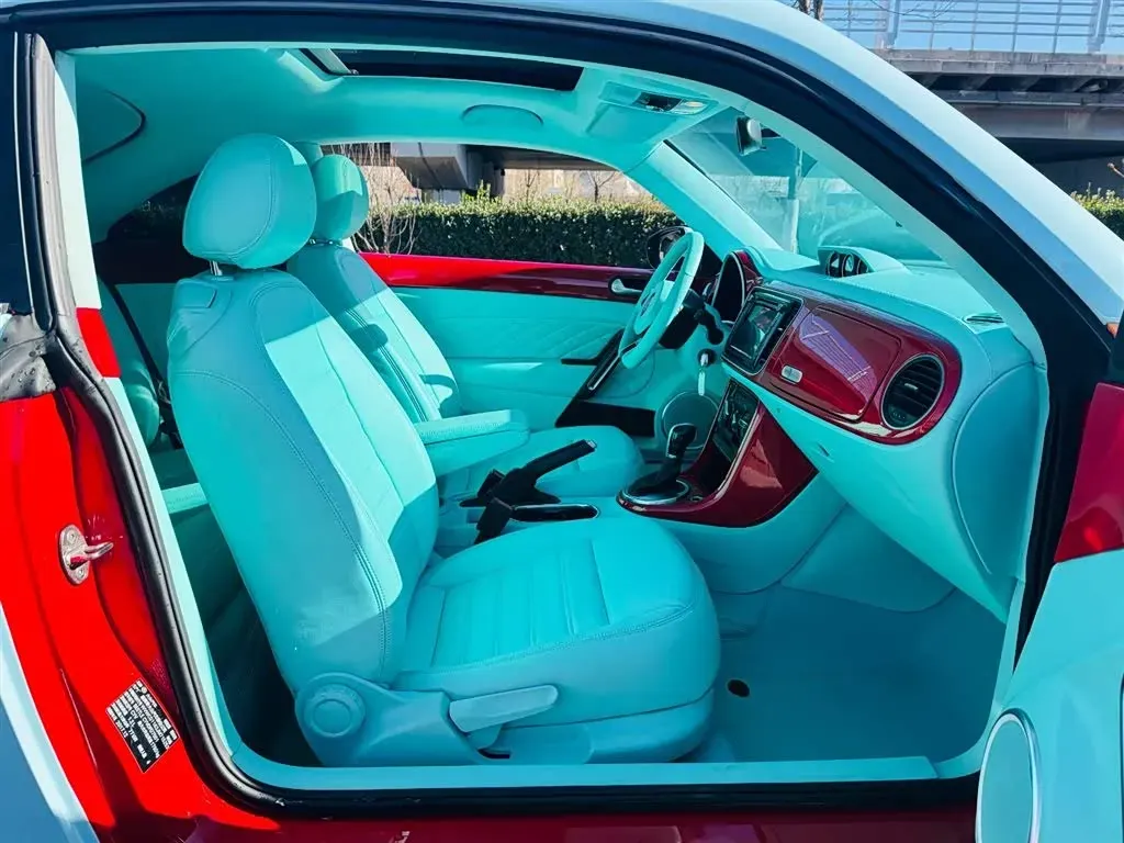 2018 Volkswagen Beetle 1.2T 105HP L4 7DCT,autocango,china used car exporter,china ev exporter,chinese used car exporter,chinese used ev exporter