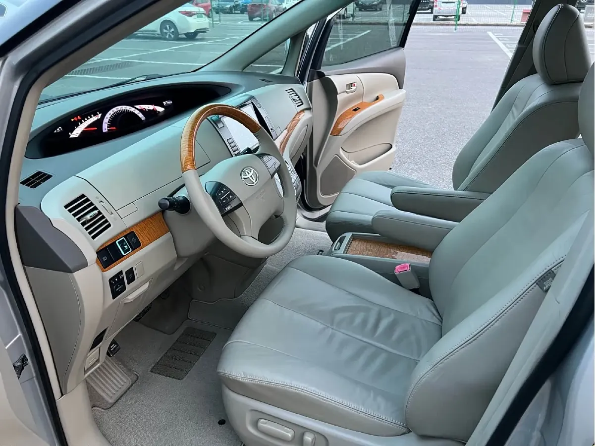 2007 Toyota Previa 3.5L 275HP V6 6AT,autocango,china used car exporter,china ev exporter,chinese used car exporter,chinese used ev exporter