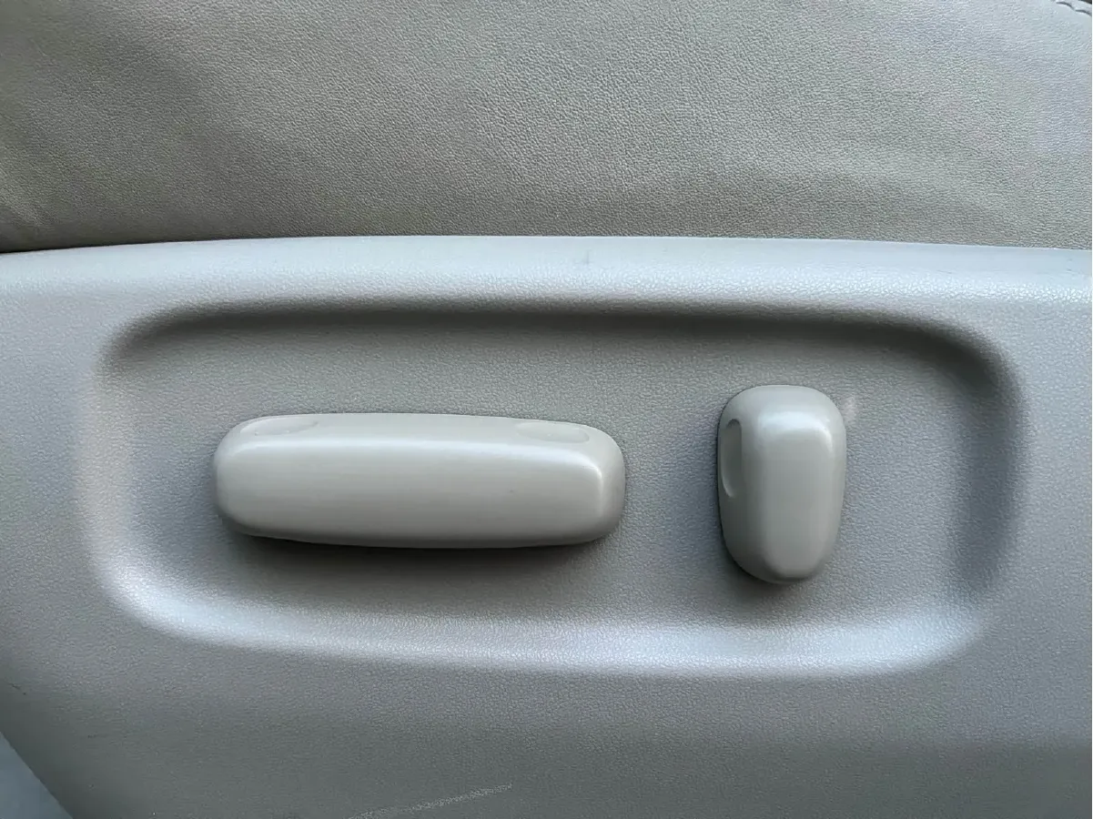 2007 Toyota Previa 3.5L 275HP V6 6AT,autocango,china used car exporter,china ev exporter,chinese used car exporter,chinese used ev exporter