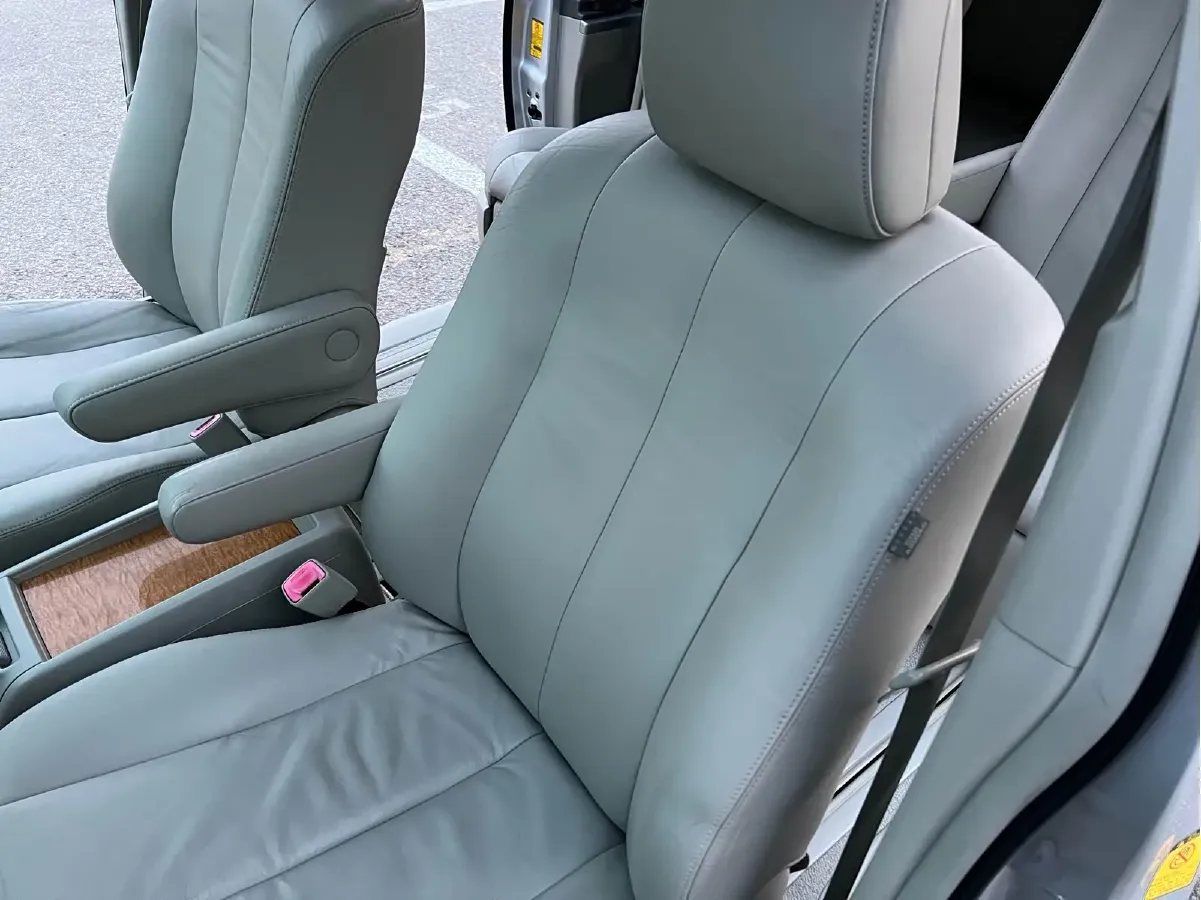 2007 Toyota Previa 3.5L 275HP V6 6AT,autocango,china used car exporter,china ev exporter,chinese used car exporter,chinese used ev exporter