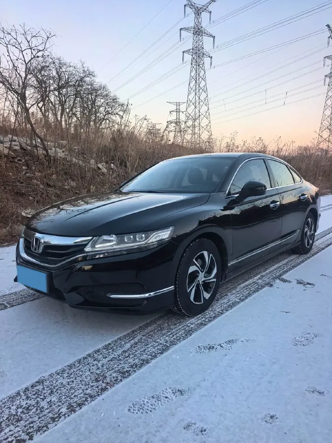 2015 Honda Spirior 2.0L 155HP L4 CVT,autocango,china used car exporter,china ev exporter,chinese used car exporter,chinese used ev exporter