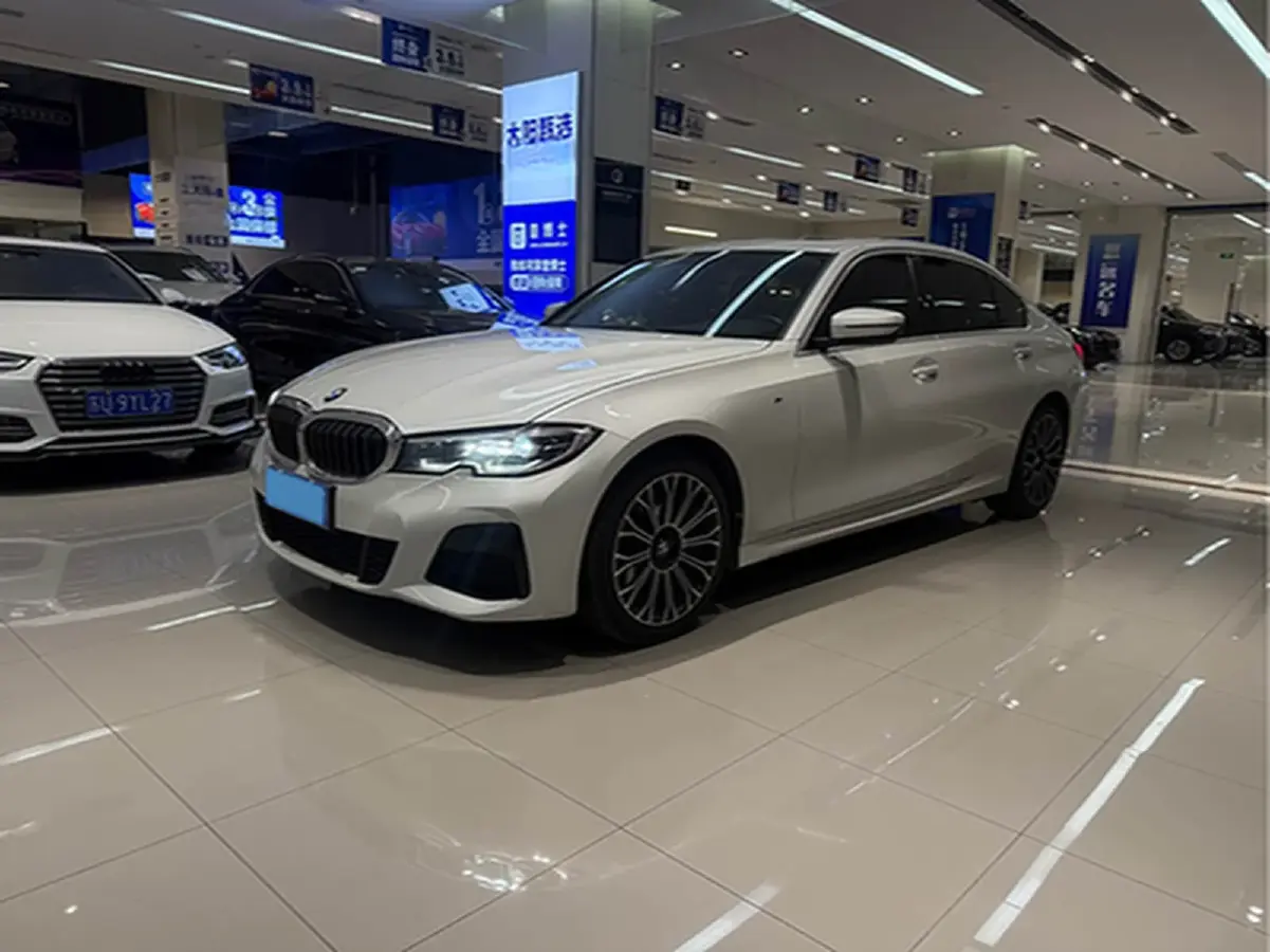 2021 BMW 3 Series 2.0T 156HP L4 8AT