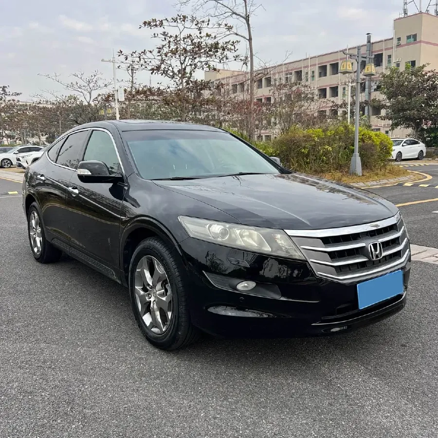 2012 Honda Crosstour 2.4L 197HP L4 5AT,autocango,china used car exporter,china ev exporter,chinese used car exporter,chinese used ev exporter