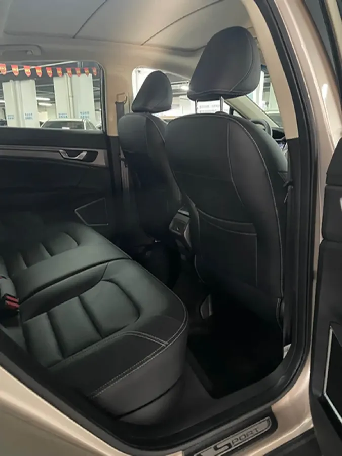 2016 Geely Emgrand GS 1.3T 129HP L4 6MT,autocango,china used car exporter,china ev exporter,chinese used car exporter,chinese used ev exporter