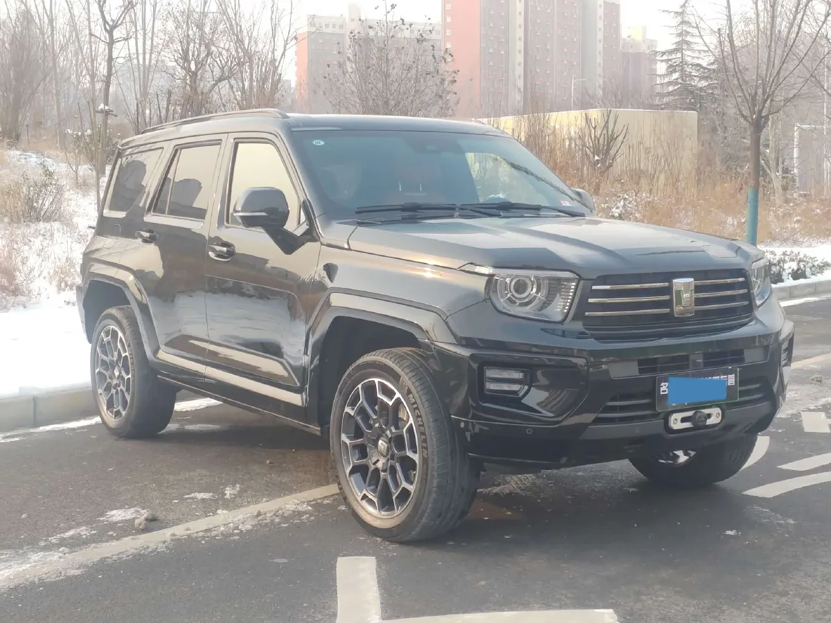 2024 Tank 700 3.0T 360HP V6 9AT PHEV 37.1KWH,autocango,china used car exporter,china ev exporter,chinese used car exporter,chinese used ev exporter