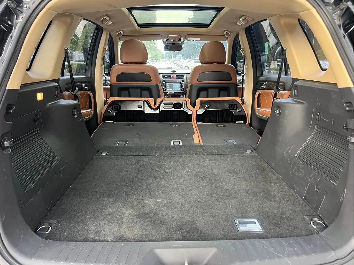 2015 Haval H8 2.0T 218HP L4 6AT,autocango,china used car exporter,china ev exporter,chinese used car exporter,chinese used ev exporter