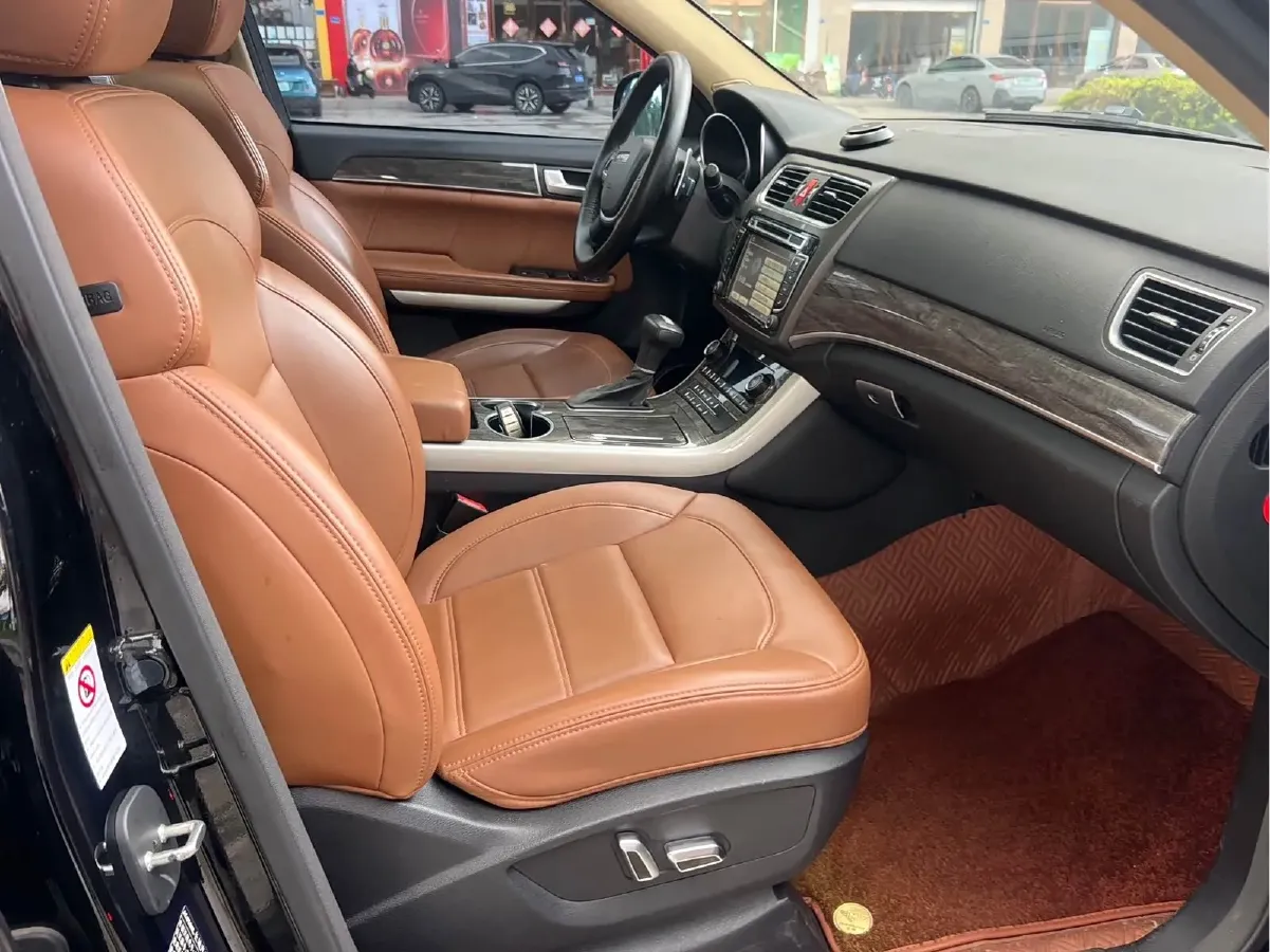 2015 Haval H8 2.0T 218HP L4 6AT,autocango,china used car exporter,china ev exporter,chinese used car exporter,chinese used ev exporter