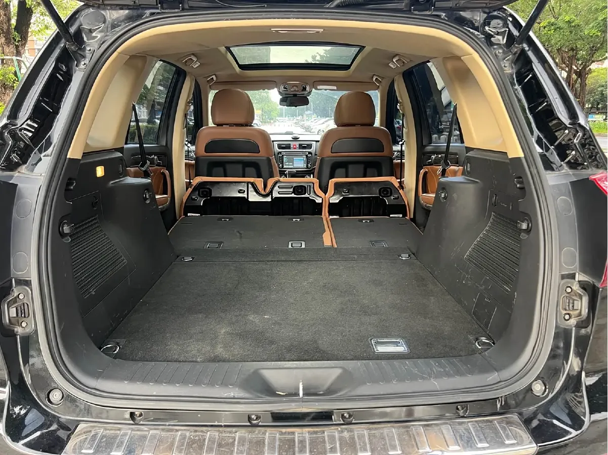 2015 Haval H8 2.0T 218HP L4 6AT,autocango,china used car exporter,china ev exporter,chinese used car exporter,chinese used ev exporter