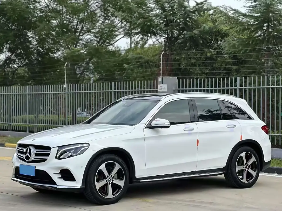 2018 Mercedes-Benz GLC Class 2.0T 211HP L4 9AT