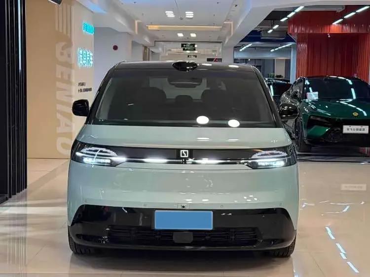 2025 Zeekr MIX BEV 102KWH,autocango,china used car exporter,china ev exporter,chinese used car exporter,chinese used ev exporter