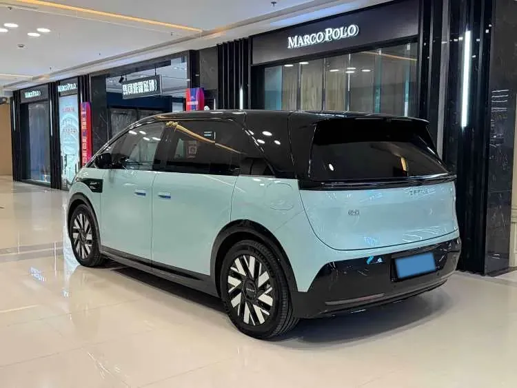 2025 Zeekr MIX BEV 102KWH,autocango,china used car exporter,china ev exporter,chinese used car exporter,chinese used ev exporter