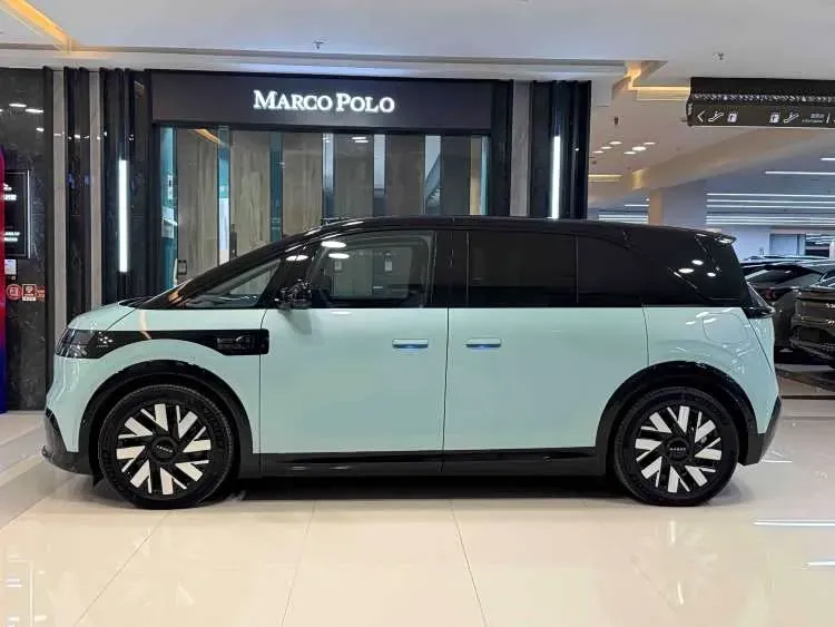 2025 Zeekr MIX BEV 102KWH,autocango,china used car exporter,china ev exporter,chinese used car exporter,chinese used ev exporter