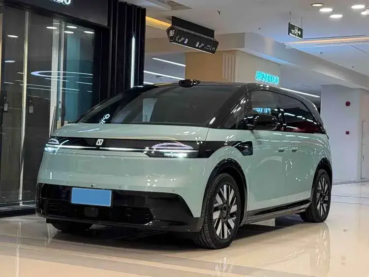 2025 Zeekr MIX BEV 102KWH