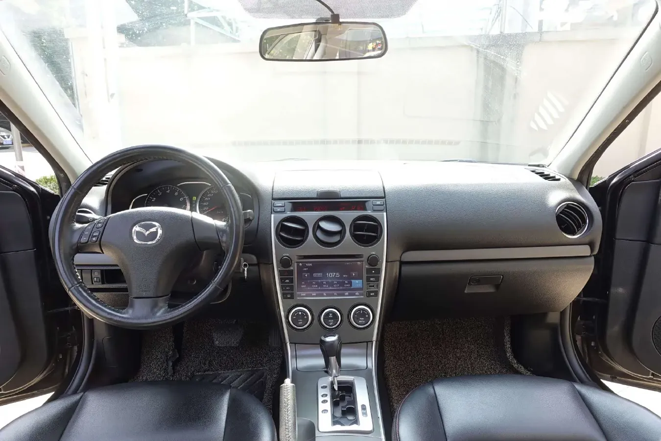 2015 Mazda 6 2.0L 147HP L4 5AT,autocango,china used car exporter,china ev exporter,chinese used car exporter,chinese used ev exporter