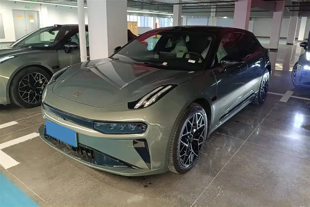 2025 Zeekr 001 BEV 100KWH