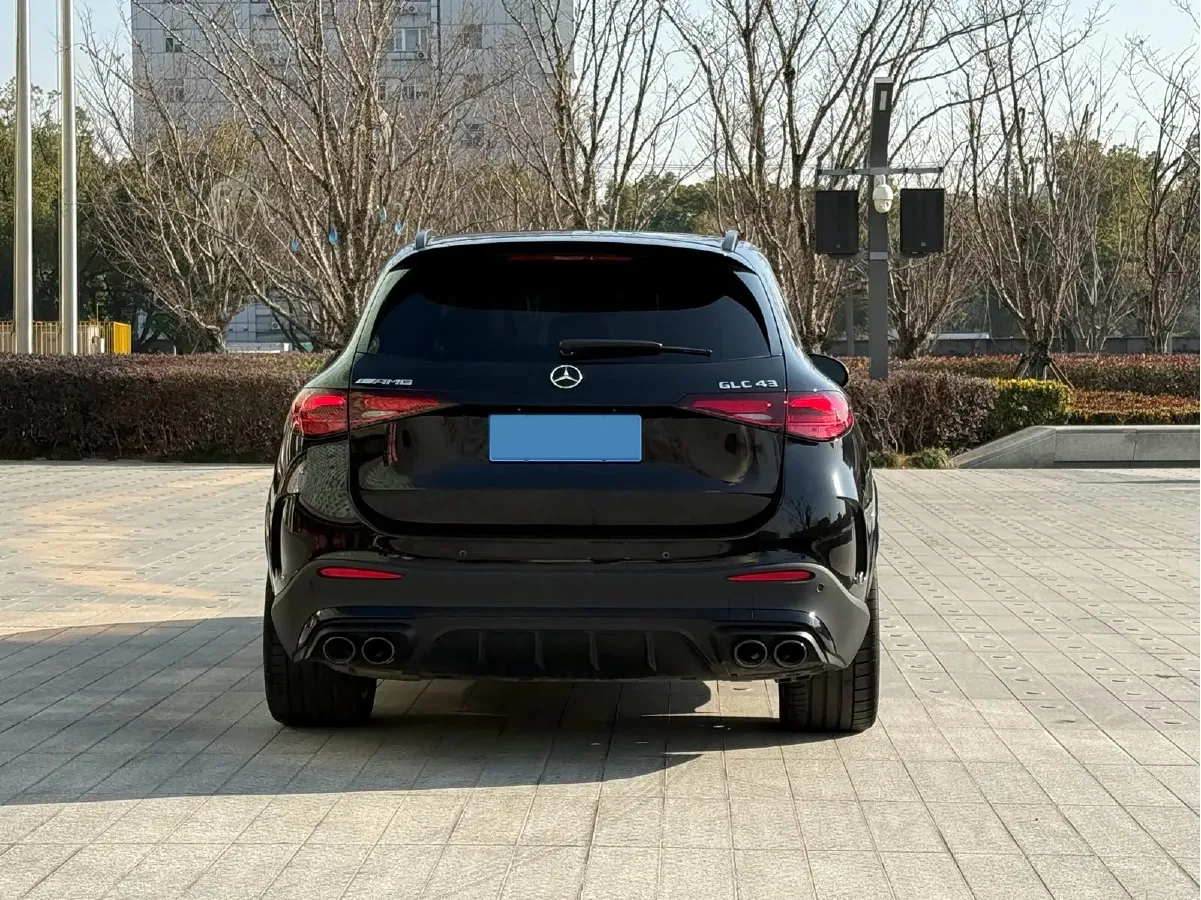 2024 Mercedes-Benz GLC AMG 2.0T 421HP L4 9AT,autocango,china used car exporter,china ev exporter,chinese used car exporter,chinese used ev exporter