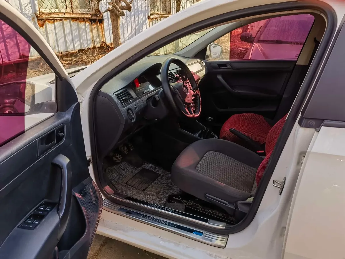 2018 Volkswagen Santana 1.5L 110HP L4 5MT,autocango,china used car exporter,china ev exporter,chinese used car exporter,chinese used ev exporter