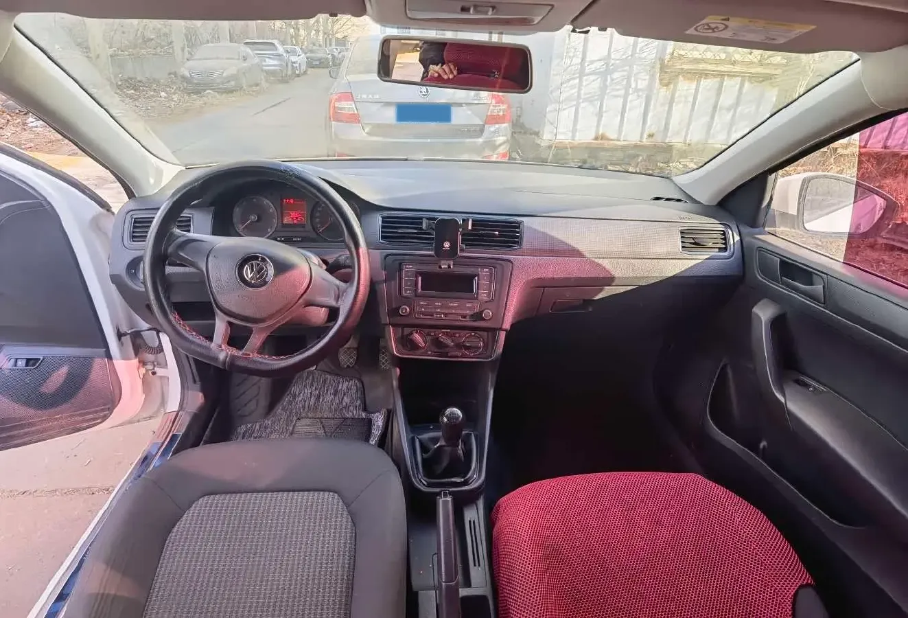 2018 Volkswagen Santana 1.5L 110HP L4 5MT,autocango,china used car exporter,china ev exporter,chinese used car exporter,chinese used ev exporter